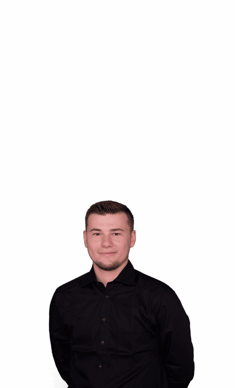 joel portrait min (3)